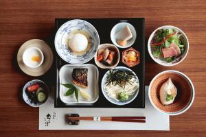 朝食